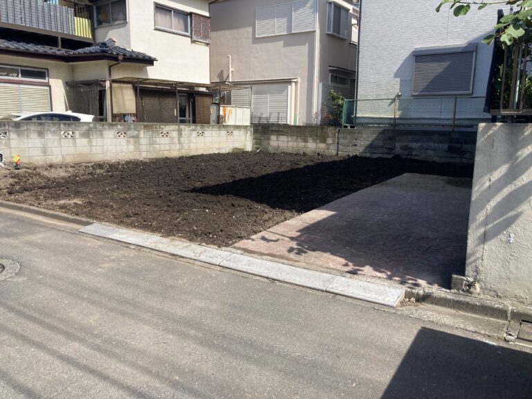 弊社商圏では、どんどん駐車場が無くなっています。